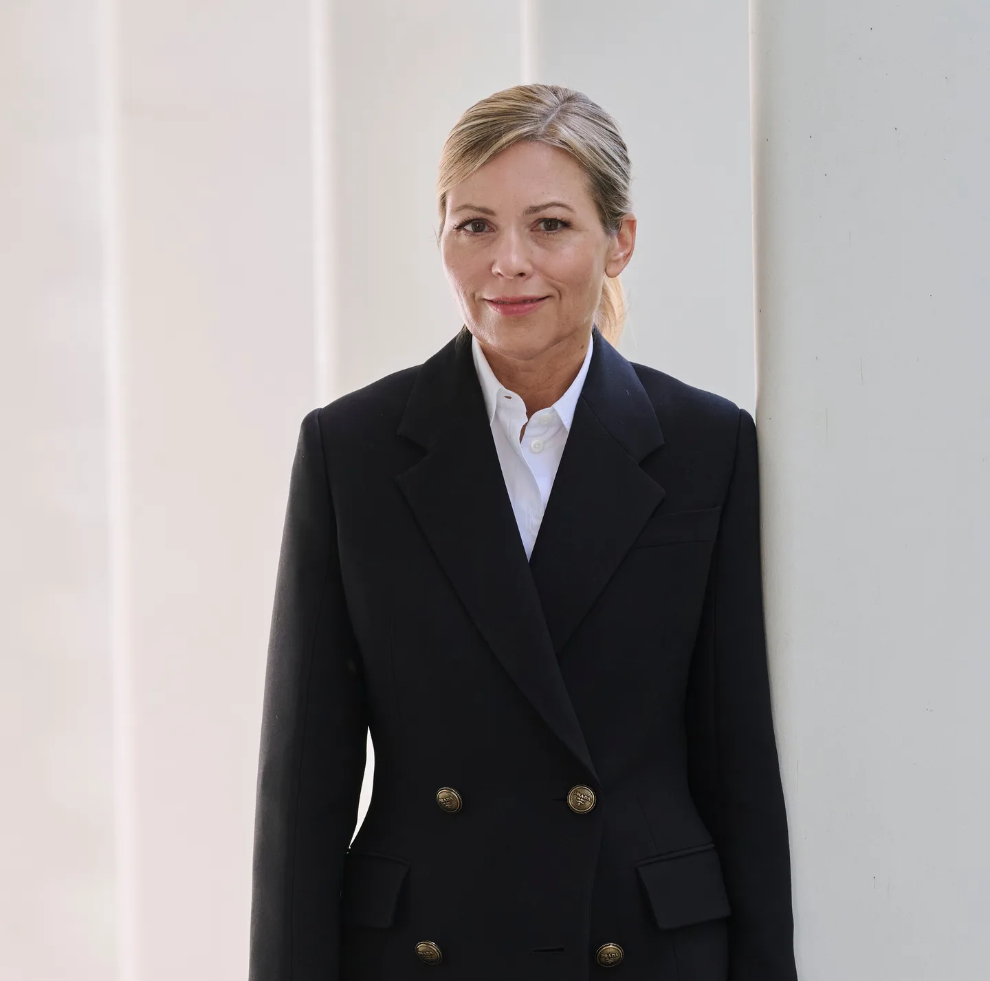 Porträt · Dr. Linda Isabell Sikora